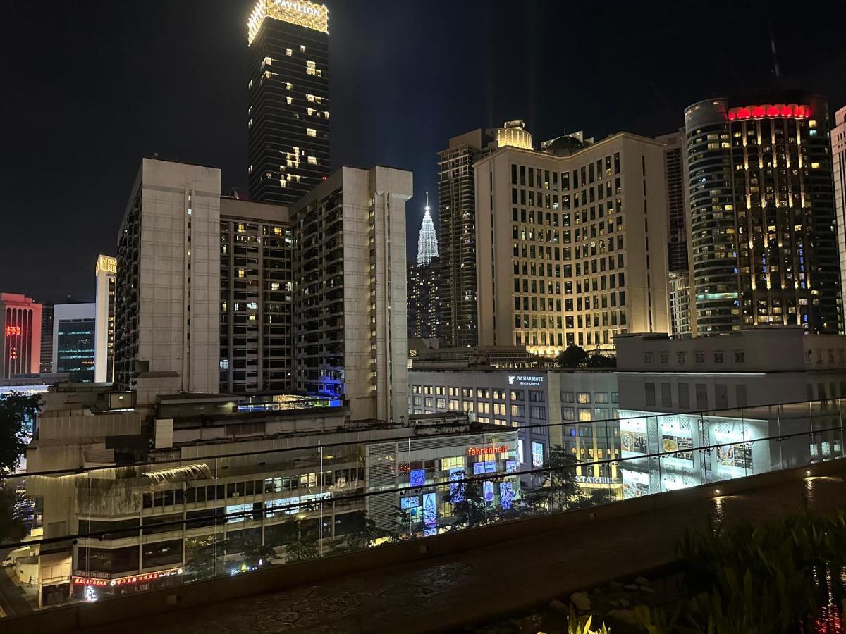 The Axon Suites Bukit Bintang Klcc By Skyscraper クアラルンプール エクステリア 写真