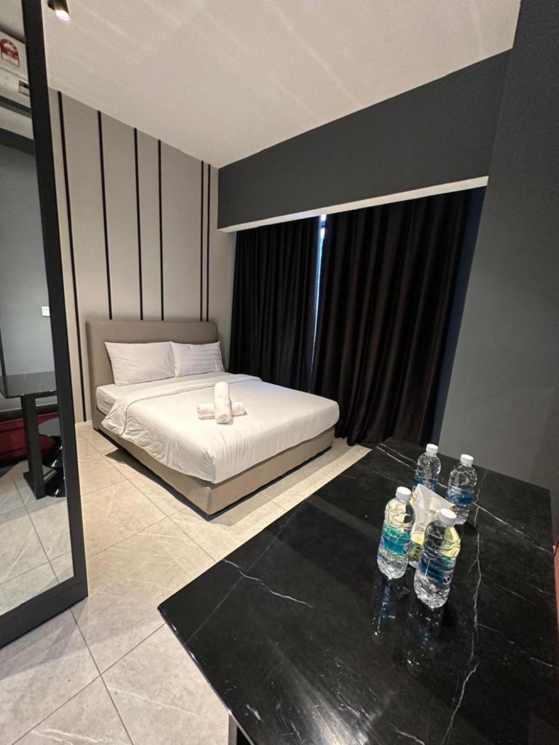 The Axon Suites Bukit Bintang Klcc By Skyscraper クアラルンプール エクステリア 写真